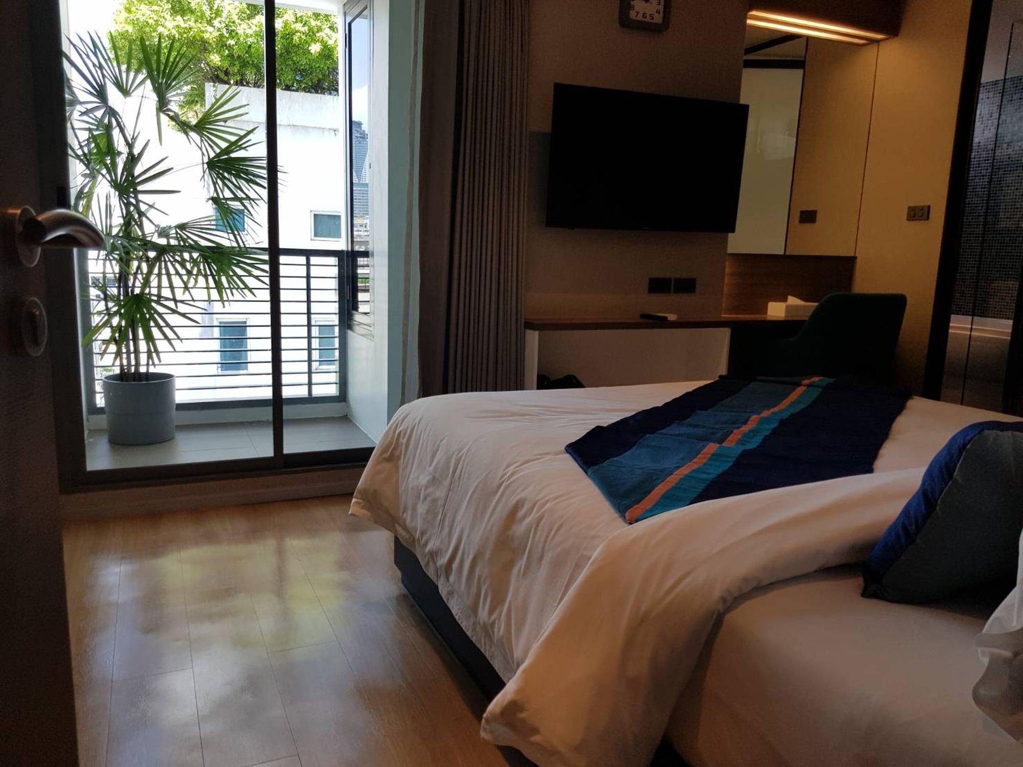 Bizotel Premier Hotel & Residence Bangkok Exteriör bild
