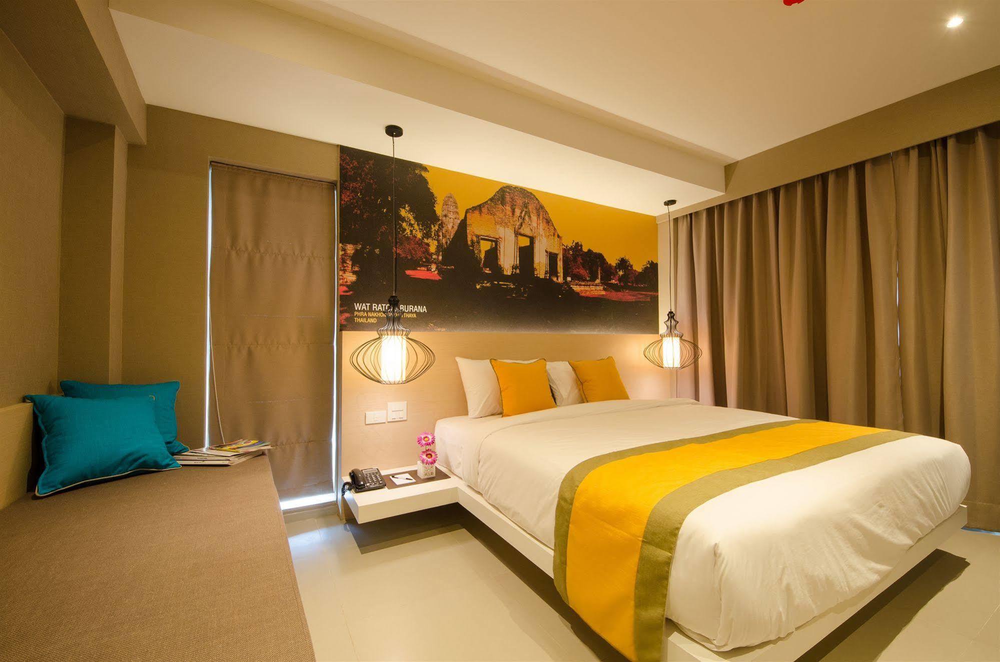 Bizotel Premier Hotel & Residence Bangkok Exteriör bild